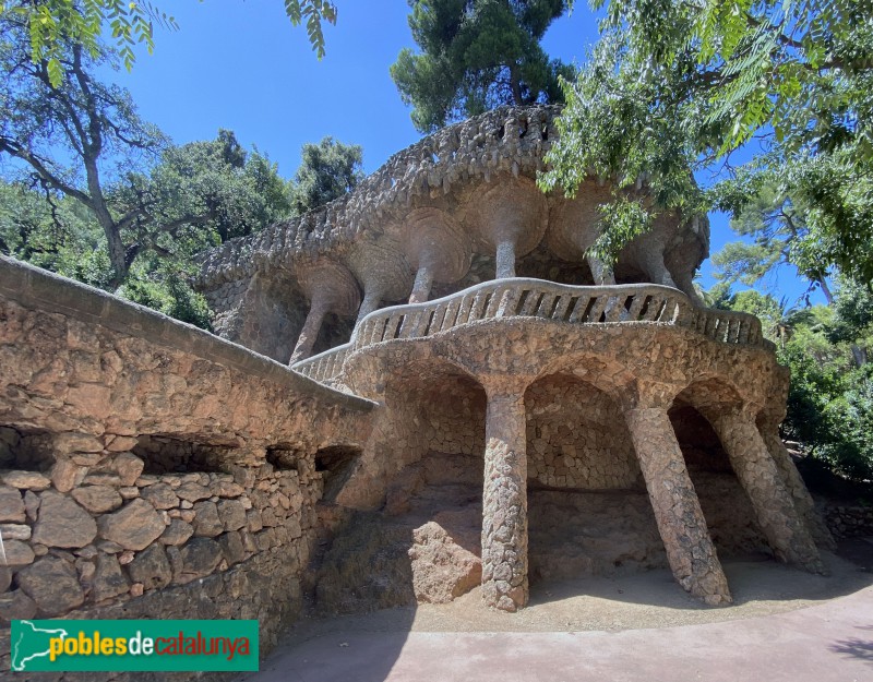 Barcelona - Park Güell. Viaductes i terrasses