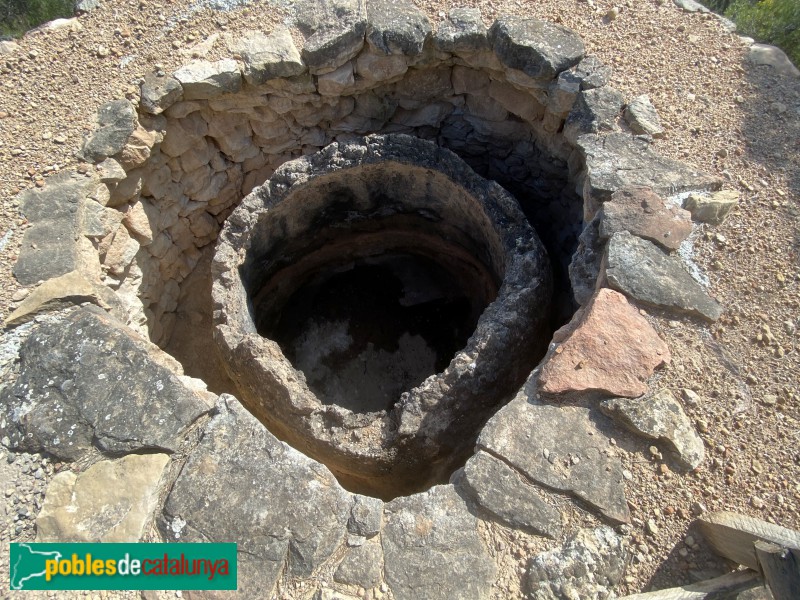 Bovera - Forn d'oli de ginebró