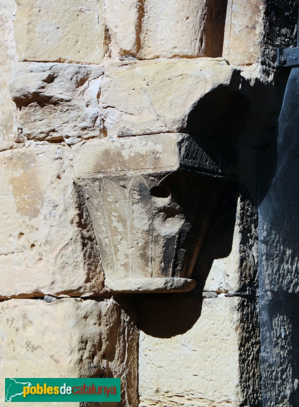 El Vilosell - Església de Santa Maria. Porta del segle XIII. Detall