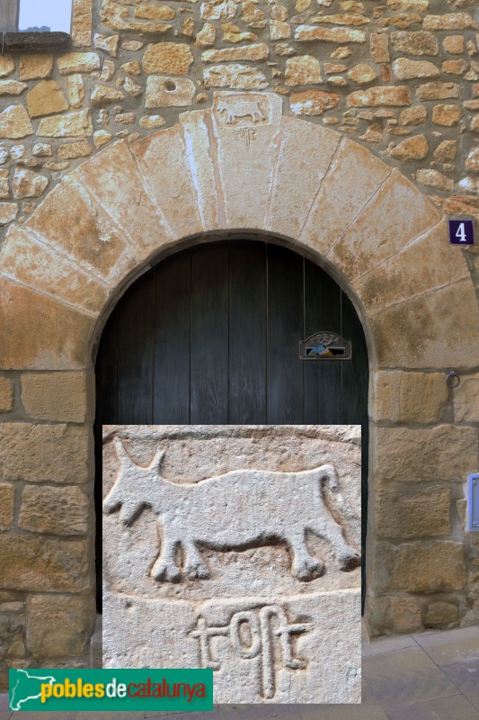 Cervià de les Garrigues - Portal amb relleu