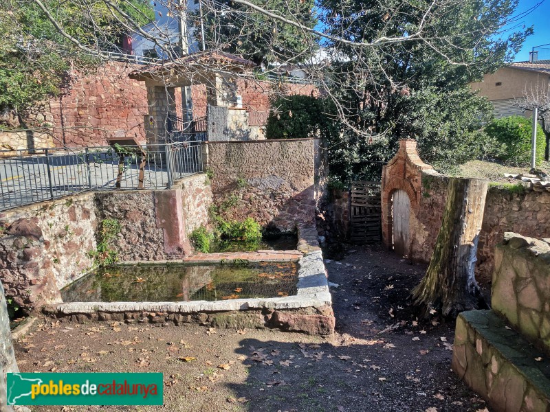 Corbera de Llobregat - Safareig de la Font Vella