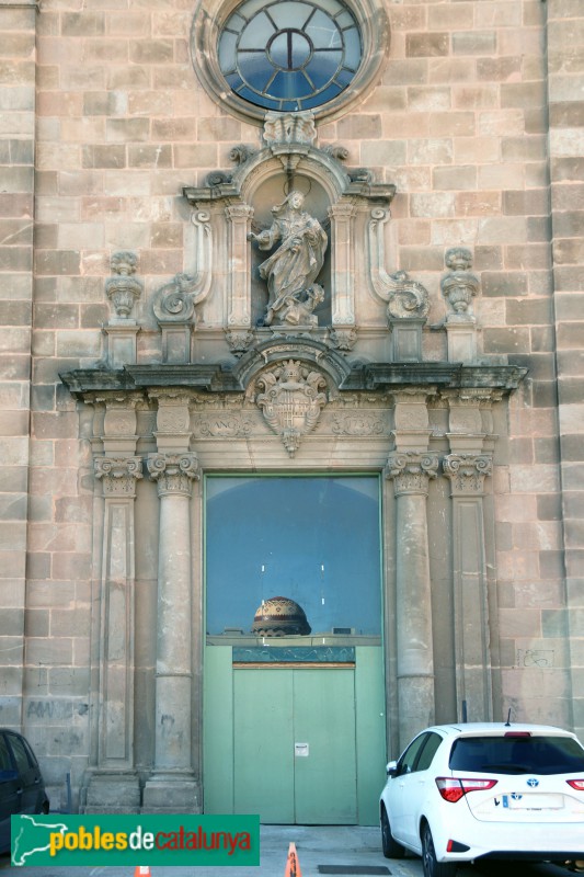 Barcelona - Portada de Santa Marta (Hospital de Sant Pau)