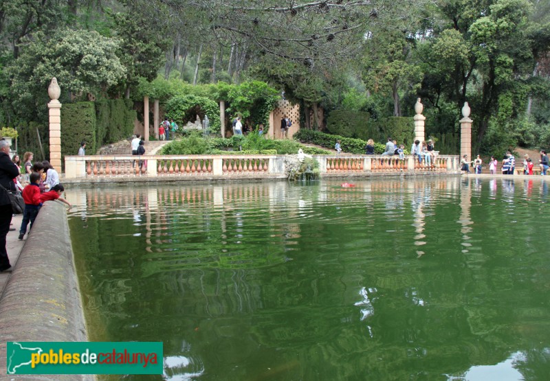 Barcelona - Jardins del Laberint d'Horta. Estany