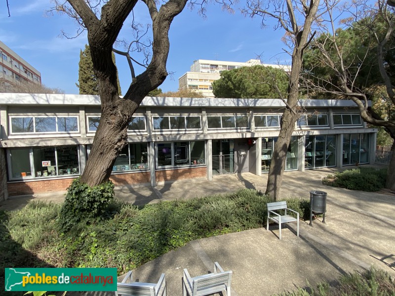 Barcelona - Biblioteca Montbau - Albert Pérez Baró