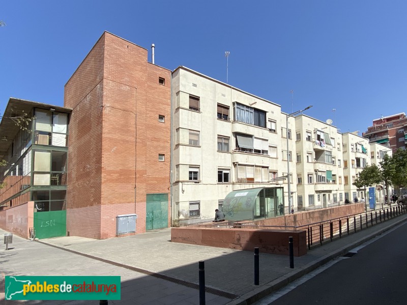 L'Hospitalet de Llobregat - Blocs de la plaça Guernica