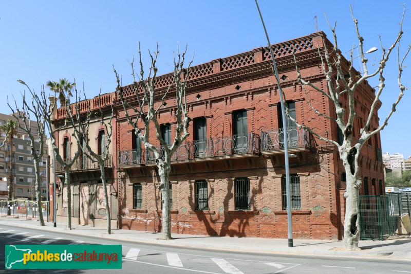 L'Hospitalet de Llobregat - Fàbrica Cosme Toda. Casa del director