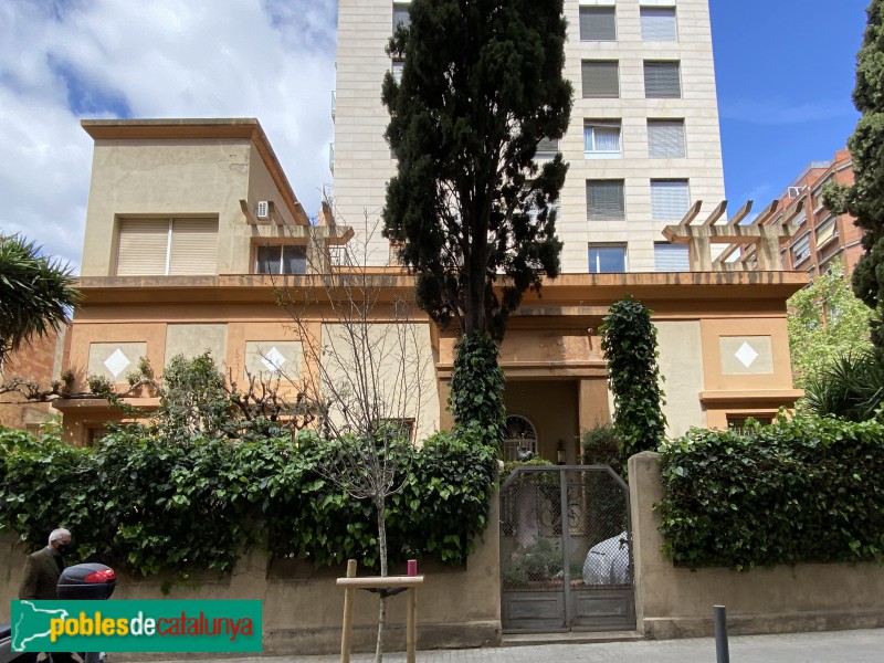L'Hospitalet de Llobregat - Casa Sanfeliu (Foto: Albert Esteves, 2021) L'Hospitalet de Llobregat - Casa Sanfeliu