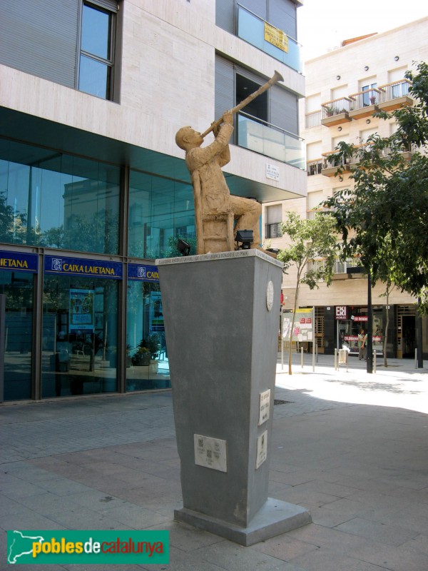 L´Hospitalet de Llobregat - Monument a la Sardana