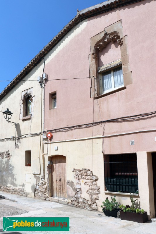 L'Hospitalet de Llobregat - Casa de les Finestres Gòtiques