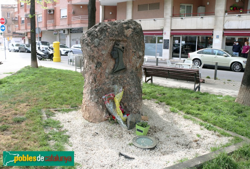 L'Hospitalet de Llobregat - Monument a la Mare de Déu de Montserrat