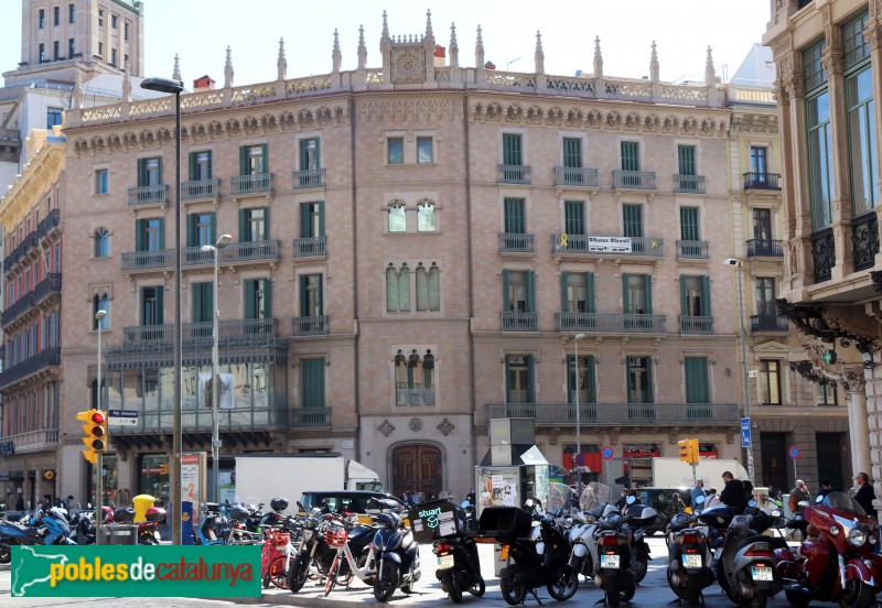 Barcelona - Casa Bosch Alsina (Plaça Catalunya, 8)