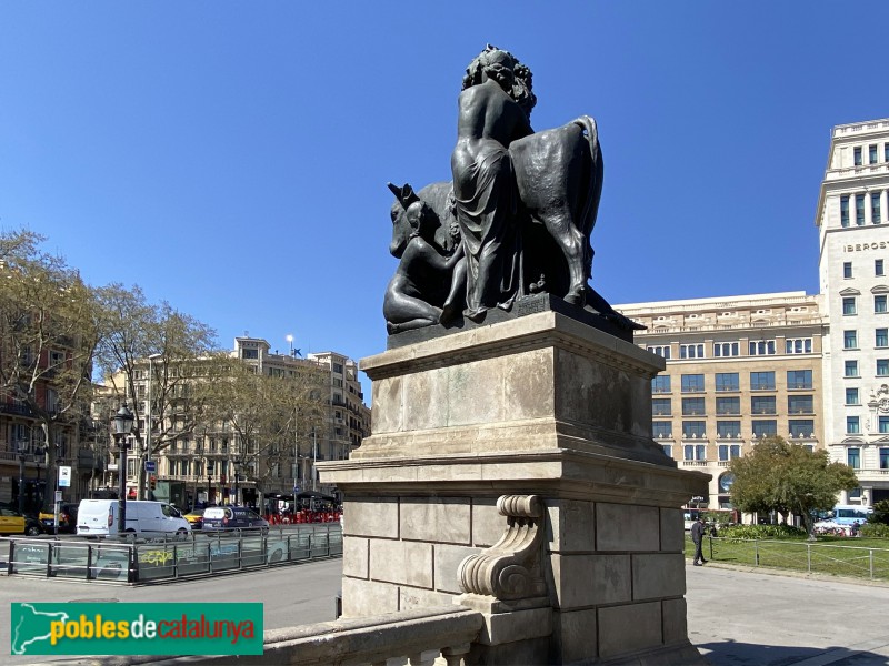 Barcelona - Escultura Girona (Antoni Parera)