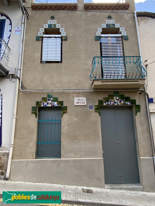 Cornellà de Llobregat - Carrer Ametller, 31