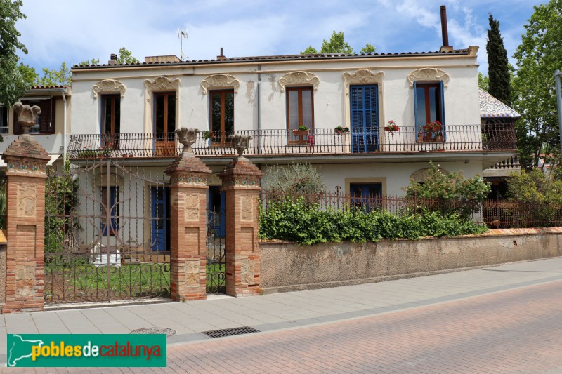 Begues - Hotel Colònia Petit