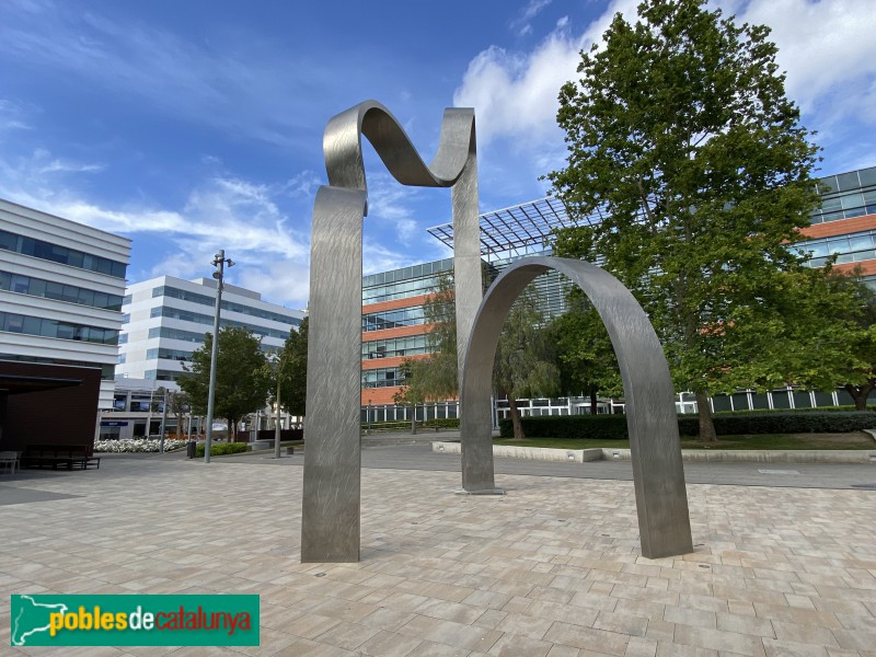 Cornellà de Llobregat - Escultura <i>Porta del temps</i>