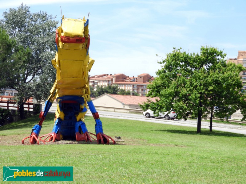 Terrassa - Escultura <i>El Dinosaure</i>