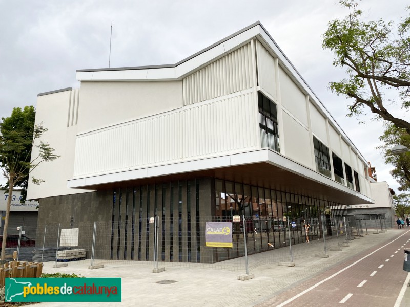 Cornellà de Llobregat - Biblioteca Almeda