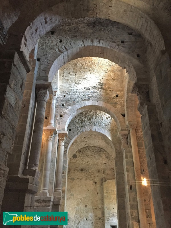 Port de la Selva - Sant Pere de Rodes, interior de l'església