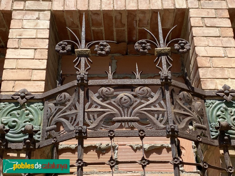 Barcelona - Av. Pedralbes, 46-48 (Casa Hurtado)