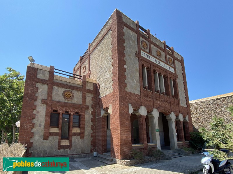 Barcelona - Cementiri de les Corts. Edifici d'administració