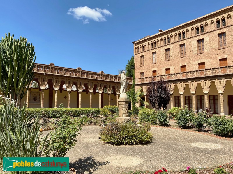 Barcelona - Monestir de Valldonzella. Claustre