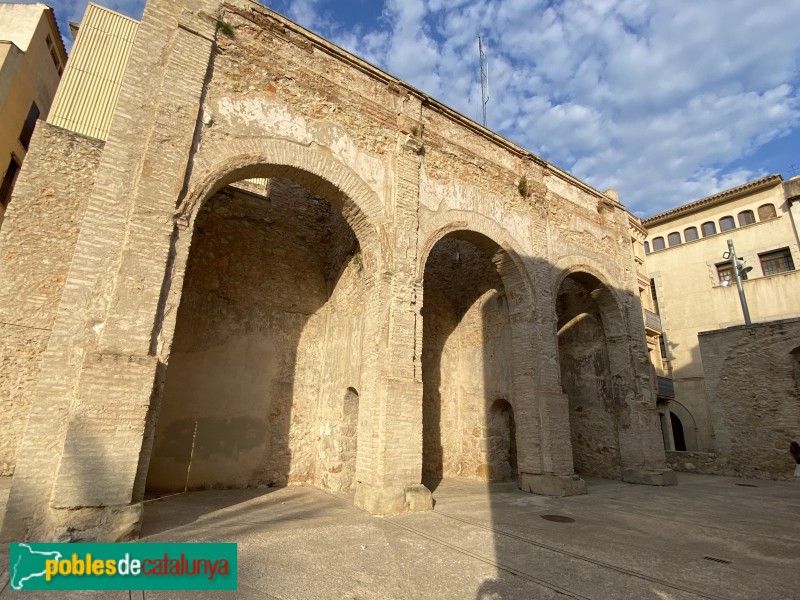 Tortosa - Restes de l'església dels Dolors (Foto: Albert Esteves, 2021) Tortosa - Restes de l'església dels Dolors