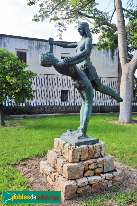 Tortosa - Jardins del Príncep. Escultura <i>El ballet del nou món</i>