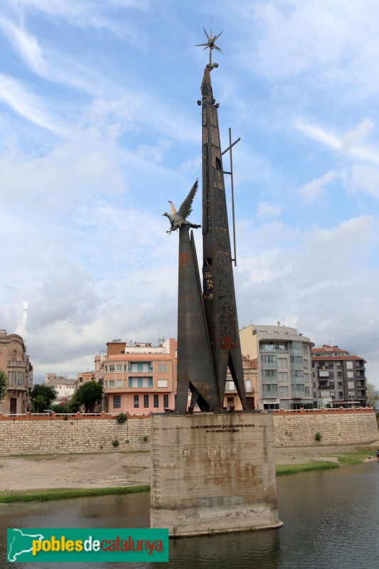 Tortosa - Monument als Combatents de la Batalla de l'Ebre