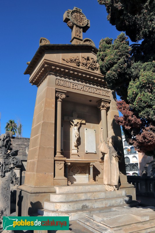 El Masnou - Cementiri. Panteó Estaper Cuyàs del Bosch