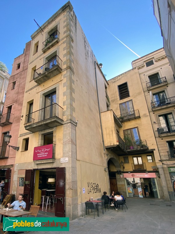 Barcelona - Carrer Caputxes, 5-6