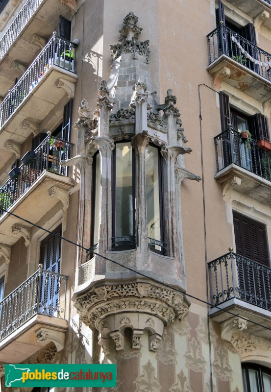 Barcelona - Plaça de les Olles, 2