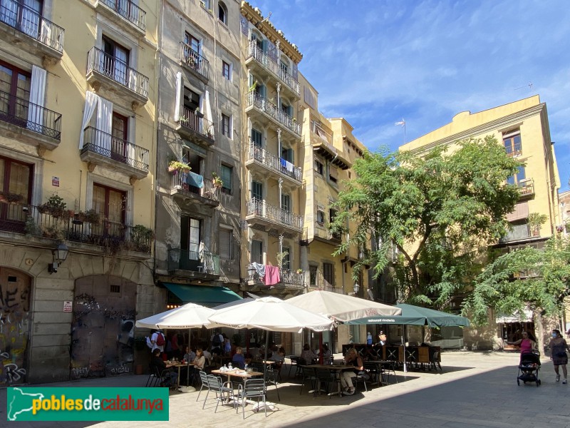 Barcelona - Plaça de les Olles (Foto: Albert Esteves, 2021) Barcelona - Plaça de les Olles
