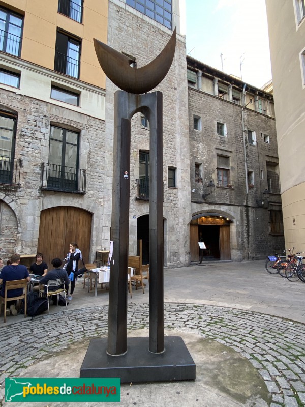 Barcelona - Monument al Doctor Jacint Reventós