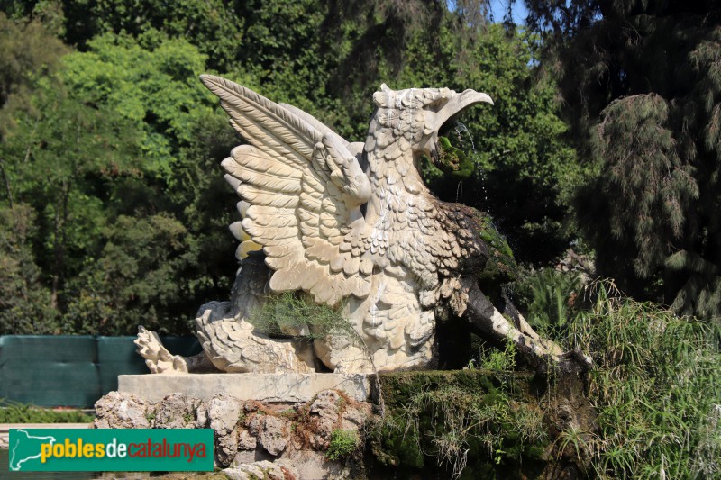 Barcelona - Parc de la Ciutadella. Cascada. Griu