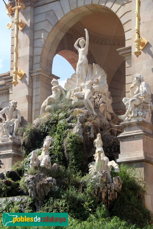 Barcelona - Parc de la Ciutadella. Cascada. El Naixement de Venus