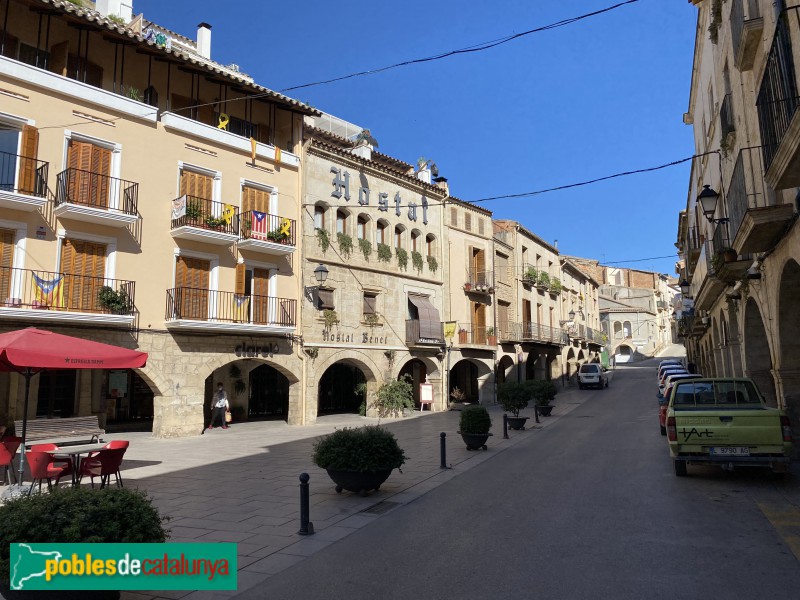 Les Borges Blanques - Plaça porxada