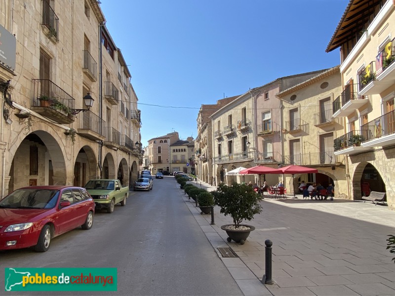 Les Borges Blanques - Plaça porxada