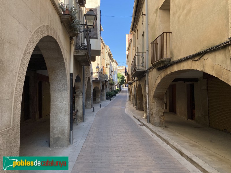 Juneda - Carrer dels Porxos (carrer Major)