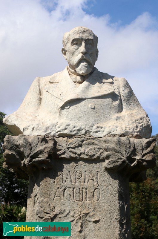 Barcelona - Parc de la Ciutadella. Monument a Marià Aguiló