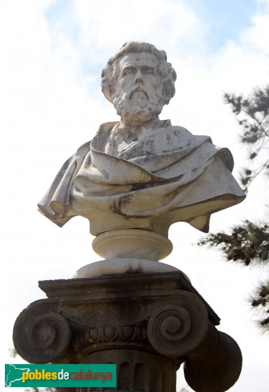 Barcelona - Parc de la Ciutadella. Bust de Víctor Balaguer