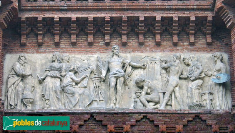 Barcelona - Arc de Triomf. Fris de les Ciències i les Arts