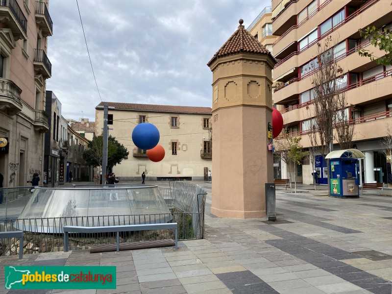 Granollers - Torre d'aigua plaça Maluquer i Salvador