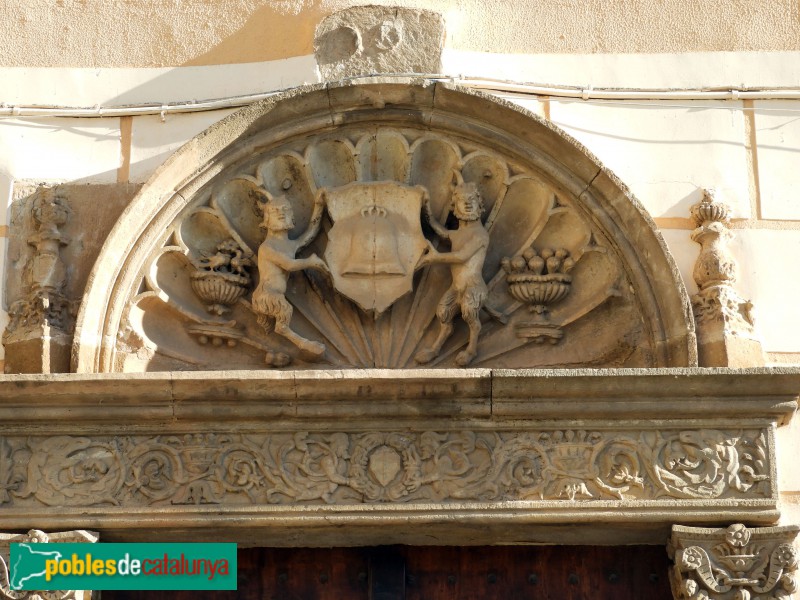 Badalona - Porta renaixentista de Torre Vella