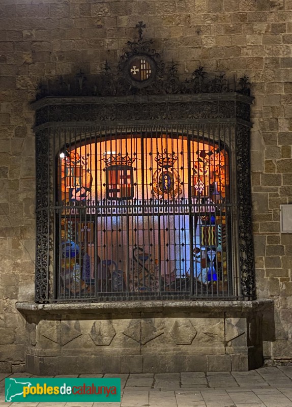 Barcelona - Hospital de la Santa Creu. Reixa de la Farmàcia