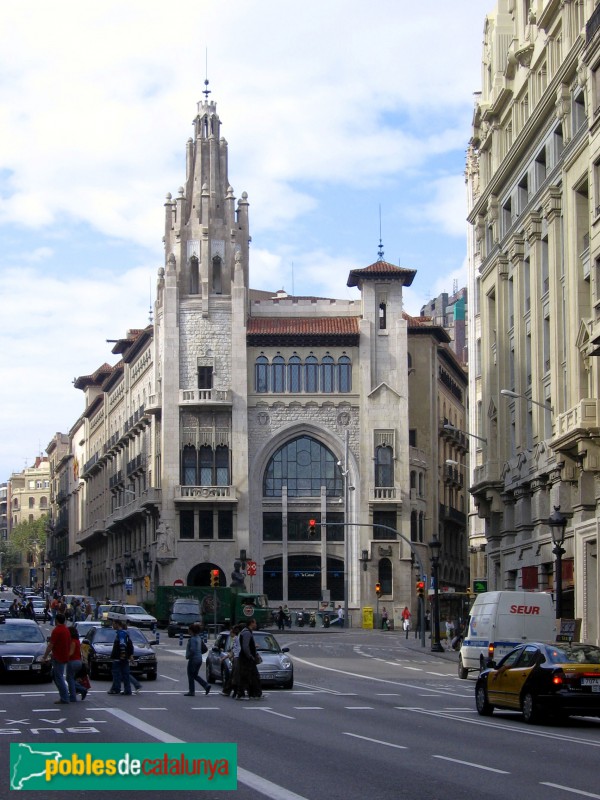 Barcelona - Edifici de la Caixa (Via Laietana)