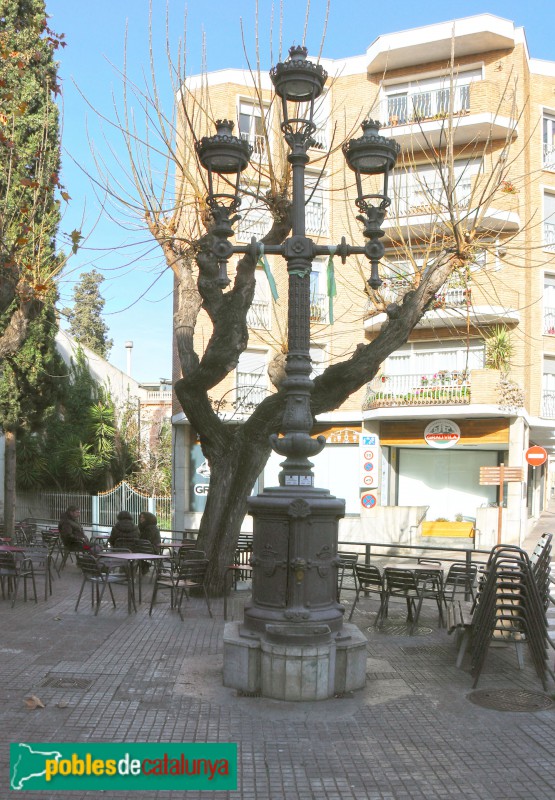 Caldes de Montbui - Font-fanal de la plaça de l'Àngel