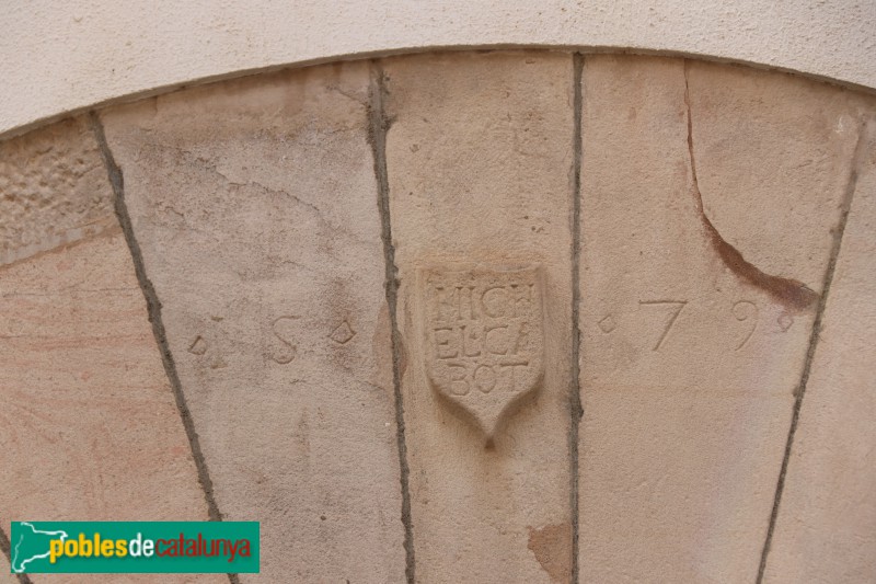 Caldes de Montbui - Carrer de Vic, 7. Portal de 1579