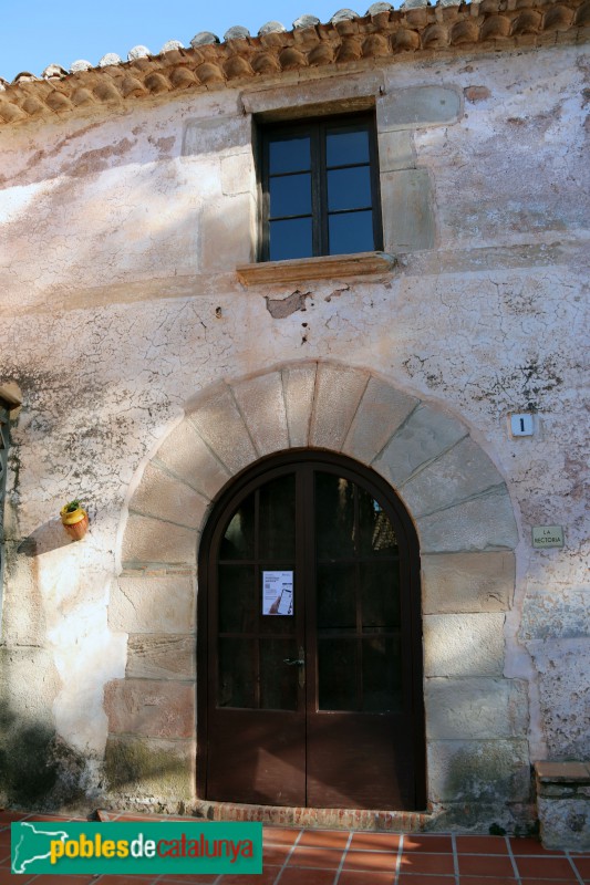 Caldes de Montbui - Rectoria de Sant Sebastià de Montmajor (Foto: Albert Esteves, 2022) Caldes de Montbui - Rectoria de Sant Sebastià de Montmajor