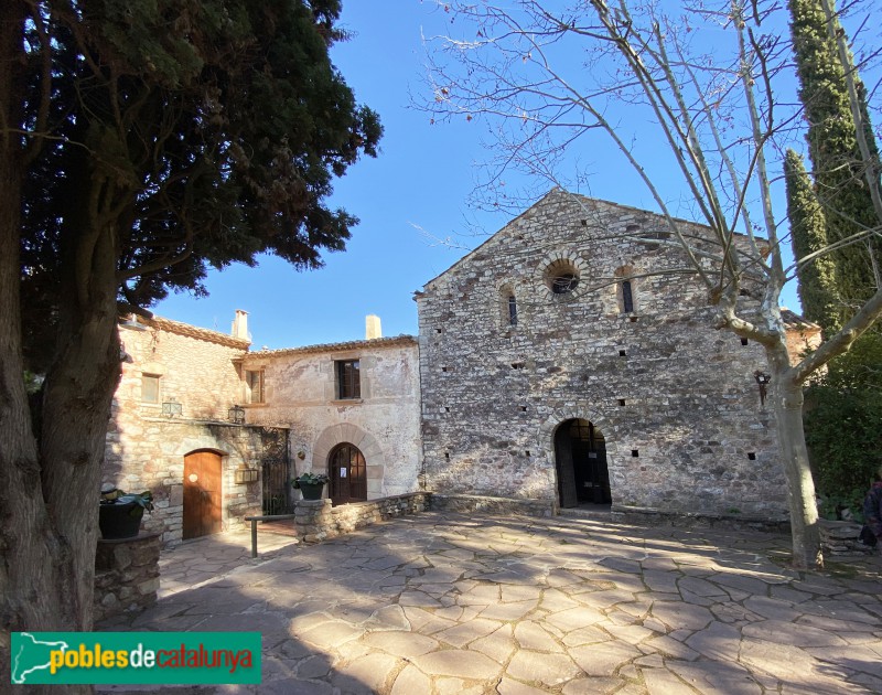 Caldes de Montbui - Església i rectoria de Sant Sebastià de Montmajor (Foto: Albert Esteves, 2022) Caldes de Montbui - Església i rectoria de Sant Sebastià de Montmajor