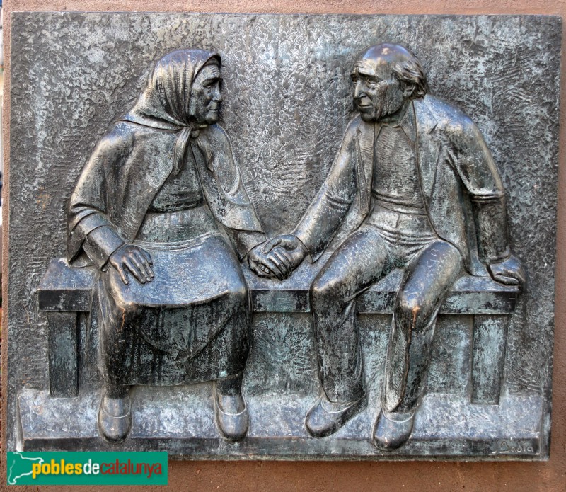 Caldes de Montbui - Monument a la gent gran